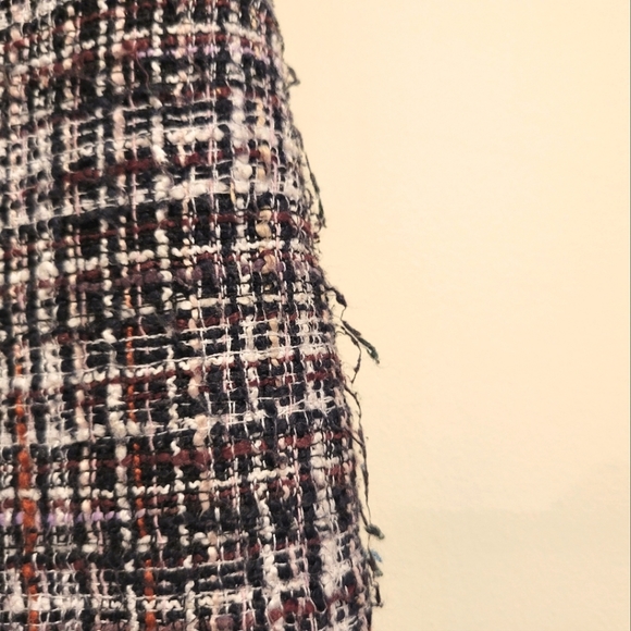 2/$18 Loft Plaid Tweed Red White Black Mini A-Line Pencil Skirt 8 GUC - Picture 5 of 10